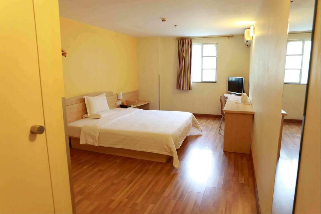 7Days Inn Luoyang Nanchang Road Wangfujing Szoba fotó